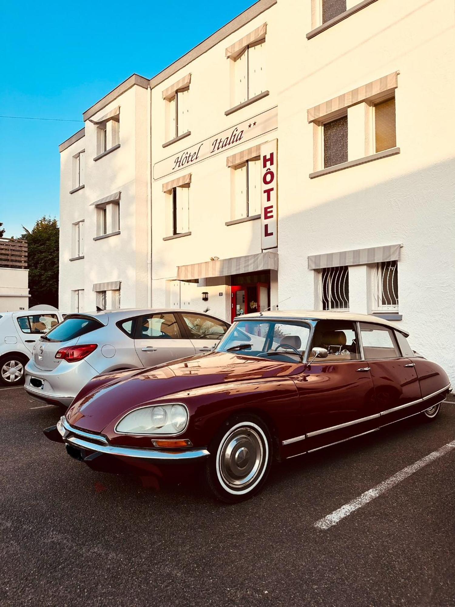Hotel Italia Tours Zewnętrze zdjęcie